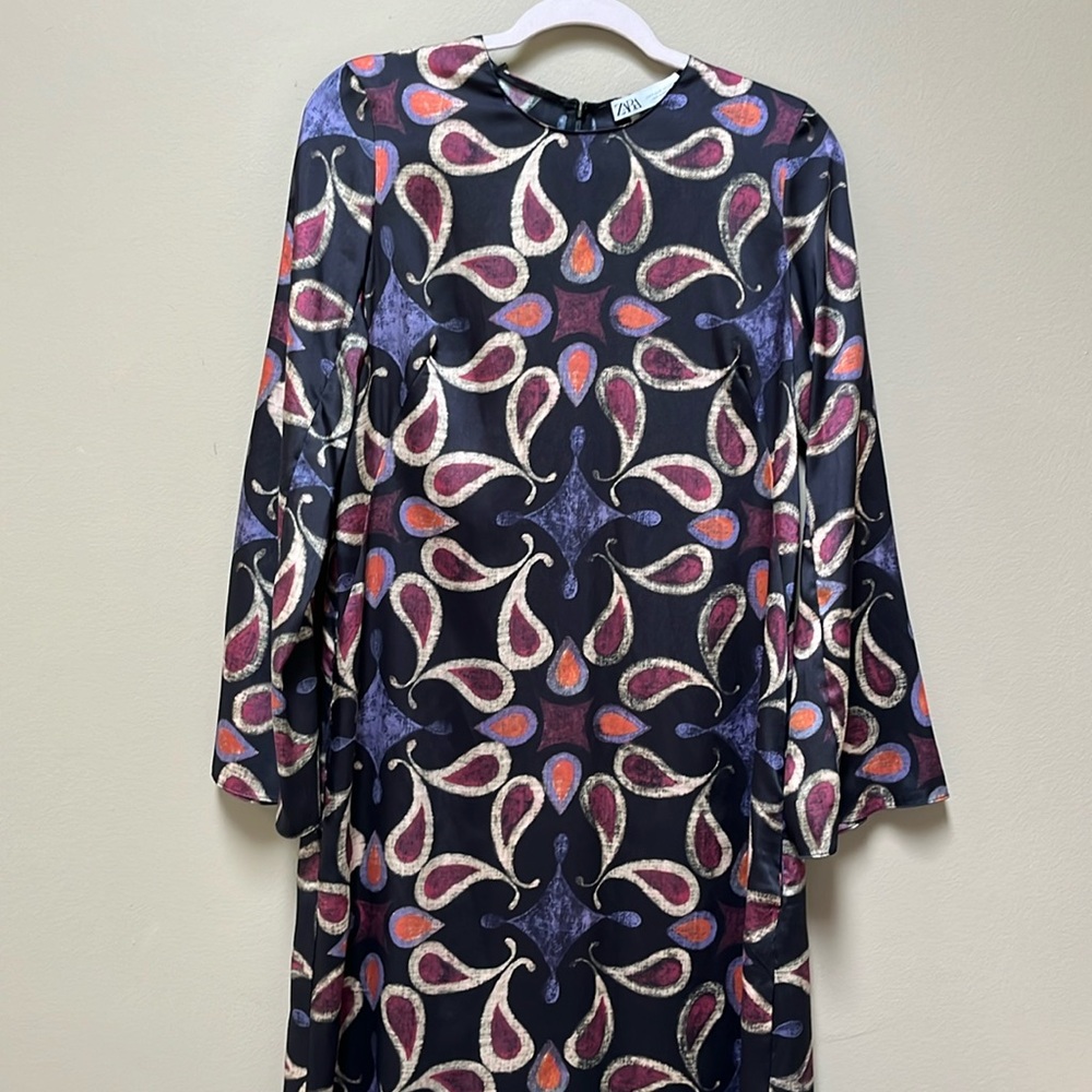 ZARA | Long sleeve silk printed maxi dress | size M